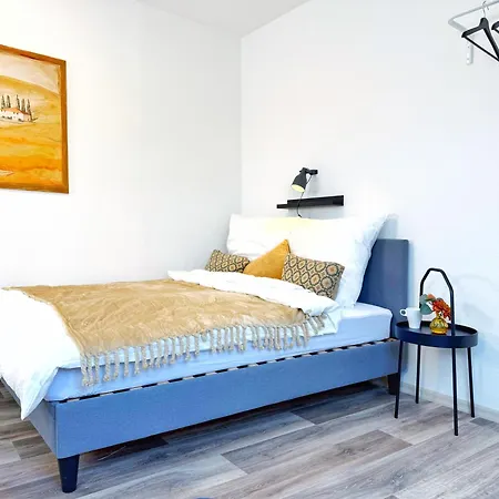 2-sz-dachgeschoss-apt - 4 Getrennte Schlafplaetze - Naehe Hbf & Messe Dus *