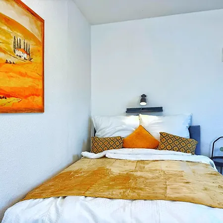 2-sz-dachgeschoss-apt - 4 Getrennte Schlafplaetze - Naehe Hbf & Messe Dus * Krefeld